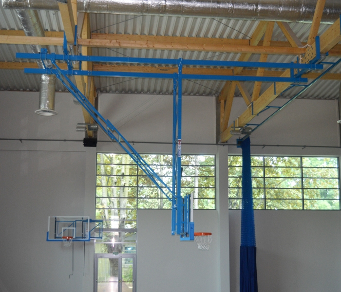 CEILING MOUNTED BASKETBALL STRUCTURE